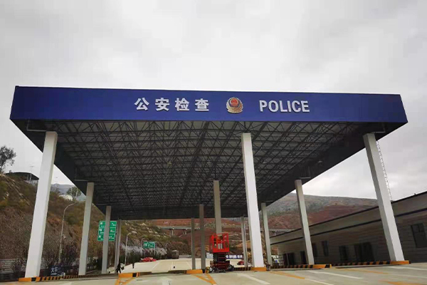 潜江网架结构屋顶
